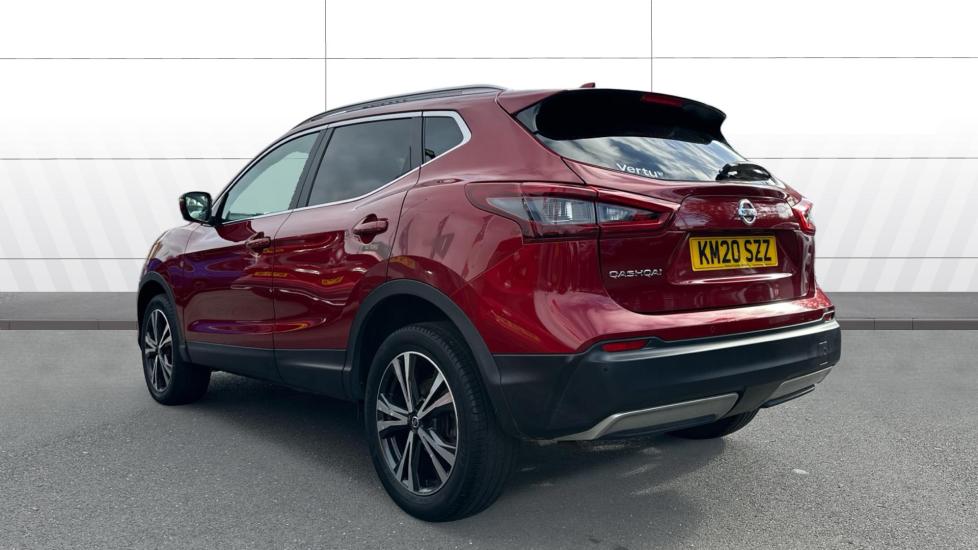 Nissan Qashqai 1.3 DiG-T N-Connecta 5dr Petrol Hatchback - Image 2
