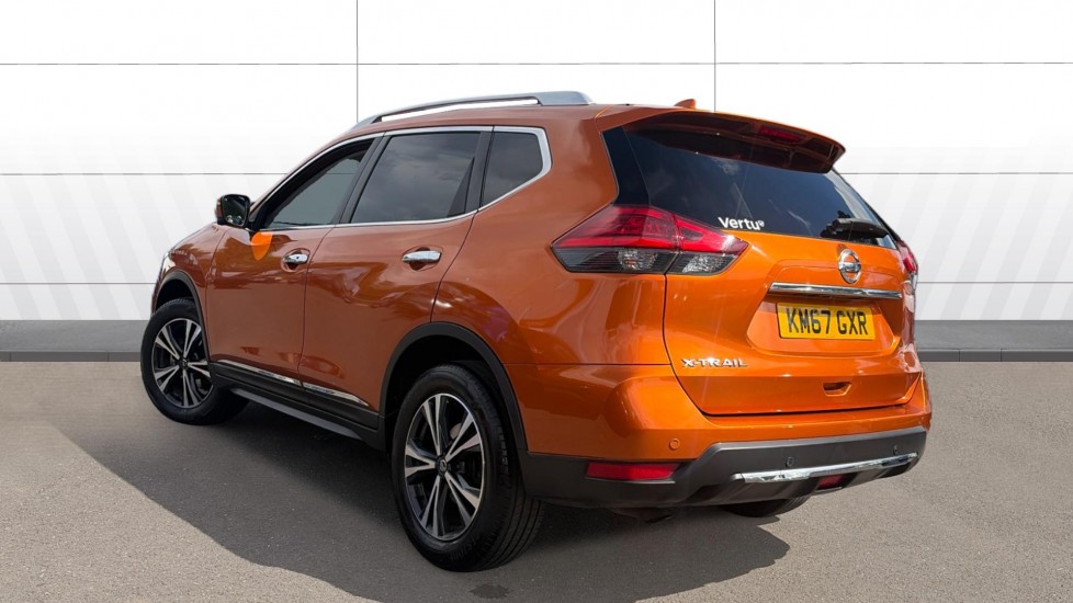 Nissan X-Trail 1.6 DiG-T N-Connecta 5dr Petrol Station Wagon - Image 2