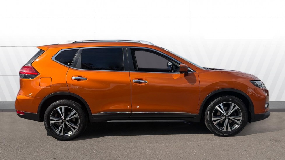 Nissan X-Trail 1.6 DiG-T N-Connecta 5dr Petrol Station Wagon - Image 5