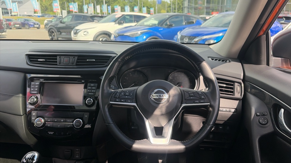 Nissan X-Trail 1.6 DiG-T N-Connecta 5dr Petrol Station Wagon - Image 10