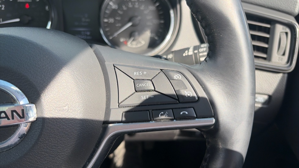 Nissan X-Trail 1.6 DiG-T N-Connecta 5dr Petrol Station Wagon - Image 22