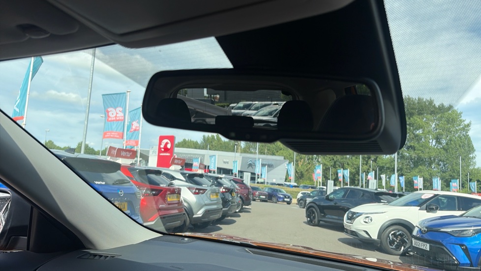 Nissan X-Trail 1.6 DiG-T N-Connecta 5dr Petrol Station Wagon - Image 28