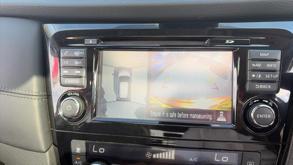 Nissan X-Trail 1.6 DiG-T N-Connecta 5dr Petrol Station Wagon - Image 32