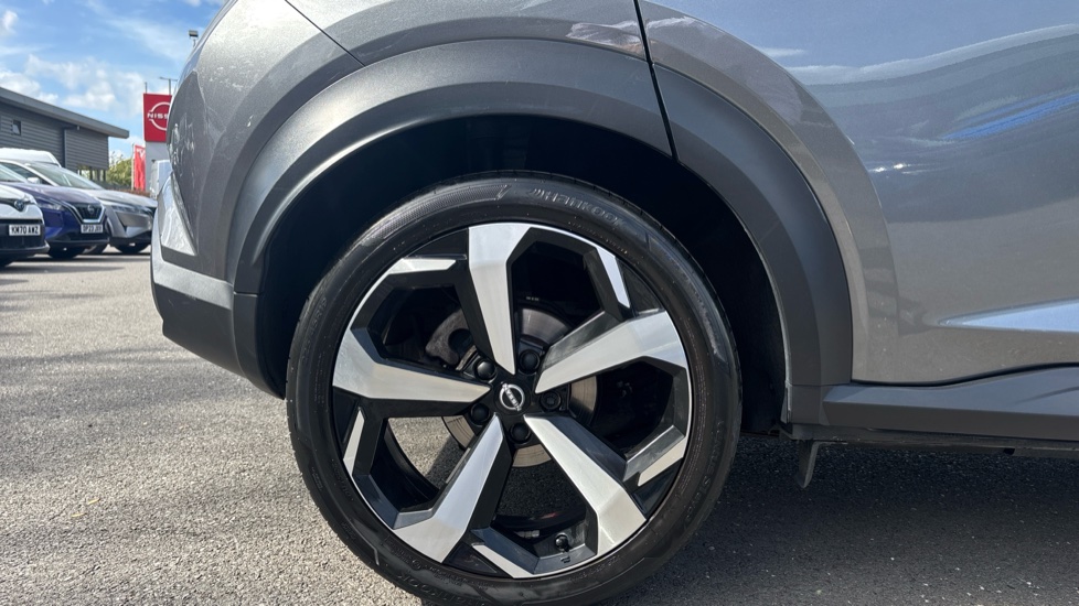 Nissan Juke 1.6 Hybrid Tekna 5dr Auto Hybrid Hatchback - Image 7