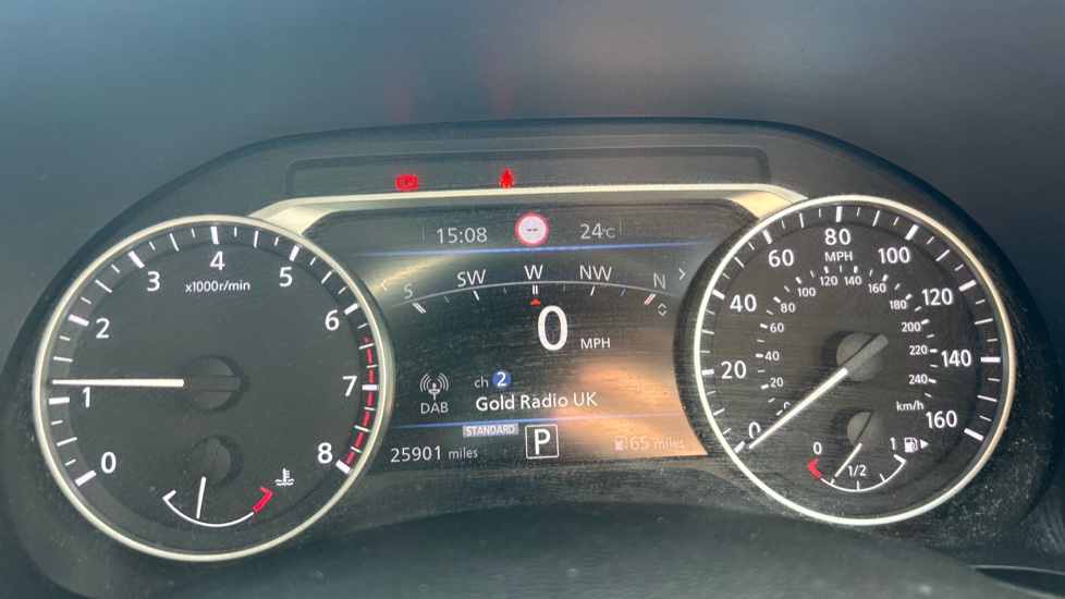 Nissan Juke 1.0 DiG-T 114 N-Connecta 5dr DCT Petrol Hatchback - Image 18