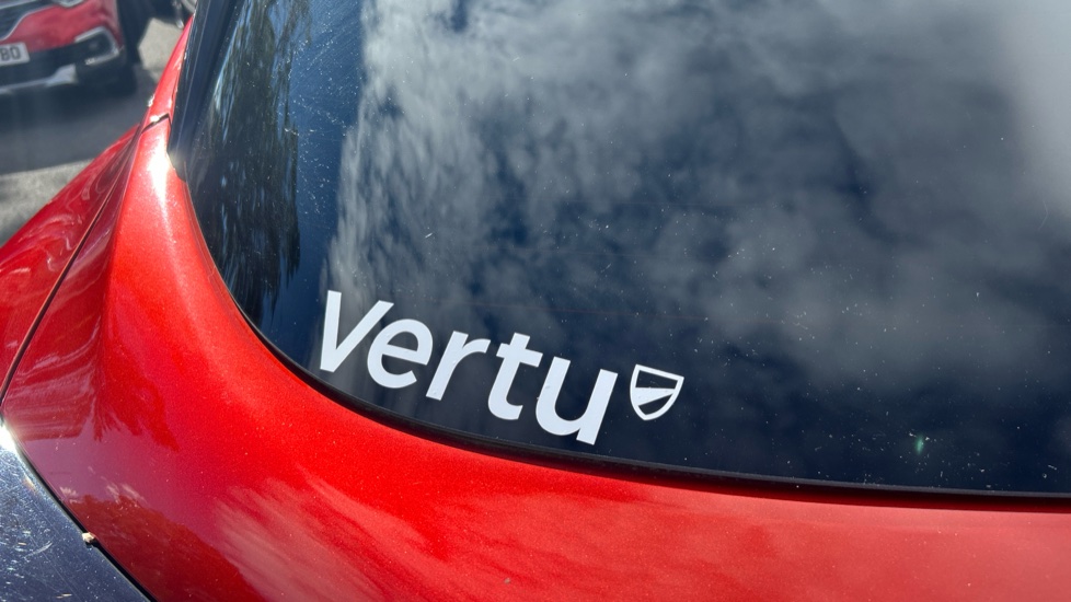 Nissan Juke 1.0 DiG-T 114 N-Connecta 5dr DCT Petrol Hatchback - Image 27