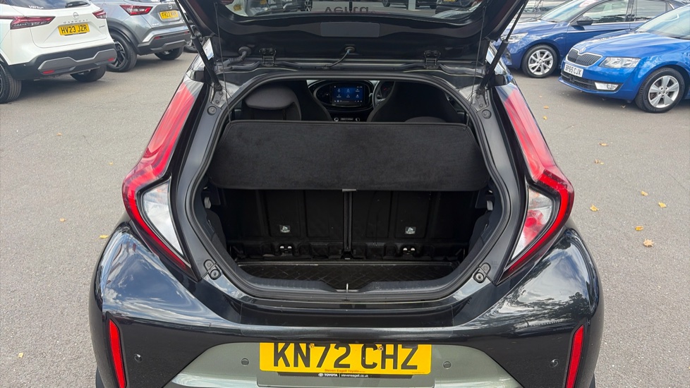 Toyota Aygo X 1.0 VVT-i Exclusive 5dr Petrol Hatchback - Image 4
