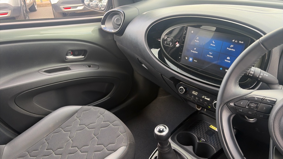 Toyota Aygo X 1.0 VVT-i Exclusive 5dr Petrol Hatchback - Image 14