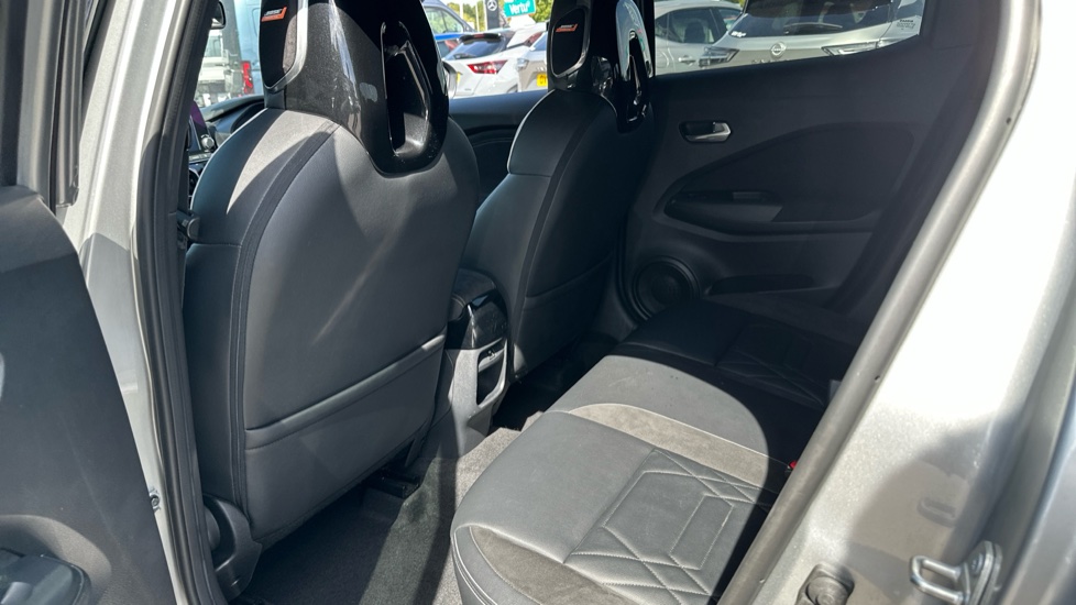 Nissan Juke 1.0 DiG-T 114 Tekna+ 5dr DCT Petrol Hatchback - Image 16