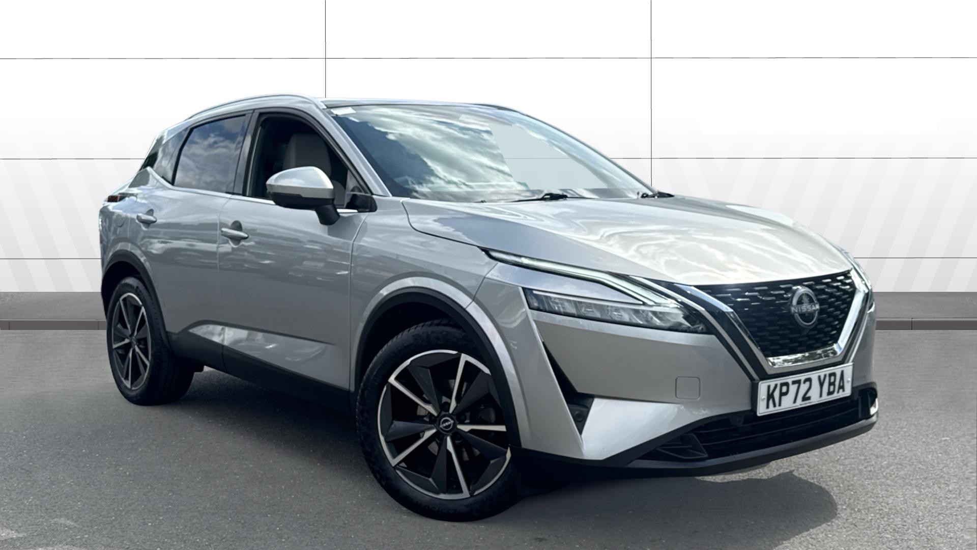 Nissan Qashqai listing photo