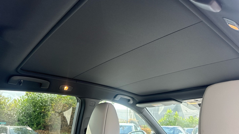 Nissan Qashqai 1.3 DiG-T MH Tekna 5dr Petrol Hatchback - Image 32