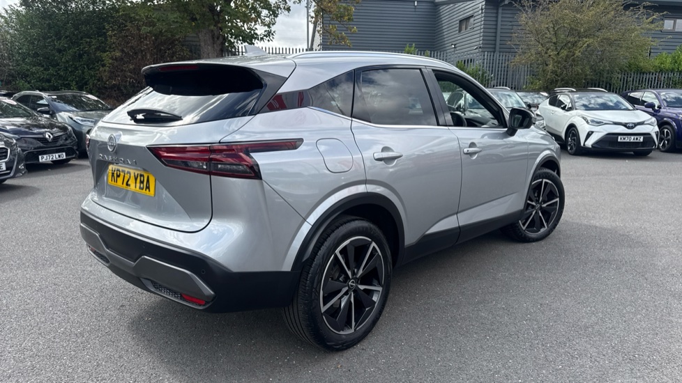 Nissan Qashqai 1.3 DiG-T MH Tekna 5dr Petrol Hatchback - Image 40
