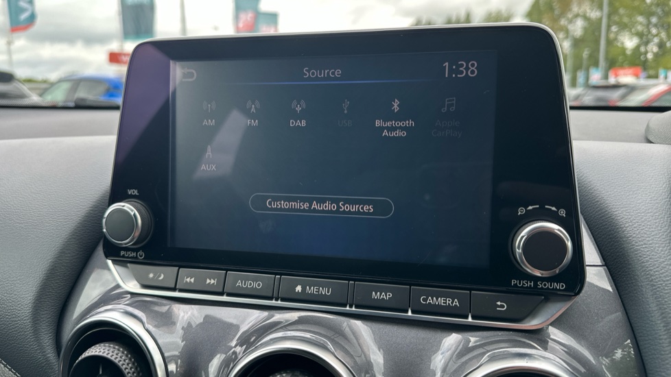 Nissan Juke 1.0 DiG-T N-Connecta 5dr DCT Petrol Hatchback - Image 34