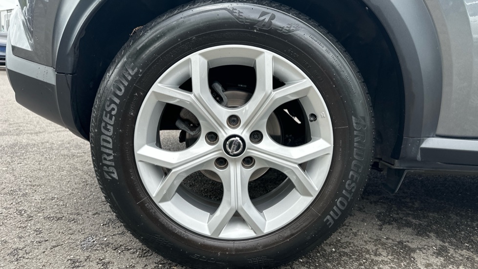 Nissan Juke 1.0 DiG-T N-Connecta 5dr DCT Petrol Hatchback - Image 42