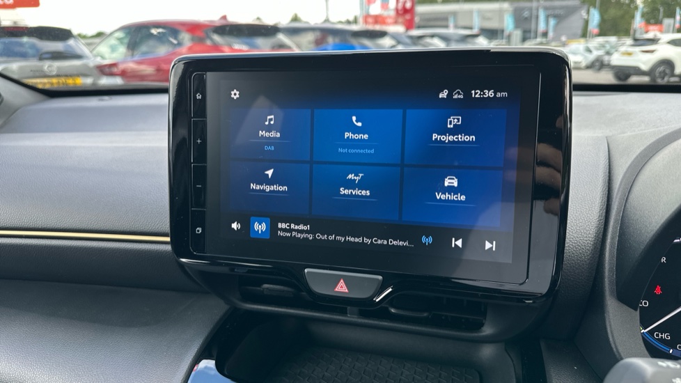 Toyota Yaris Cross 1.5 Hybrid Dynamic 5dr CVT Hybrid Estate - Image 31
