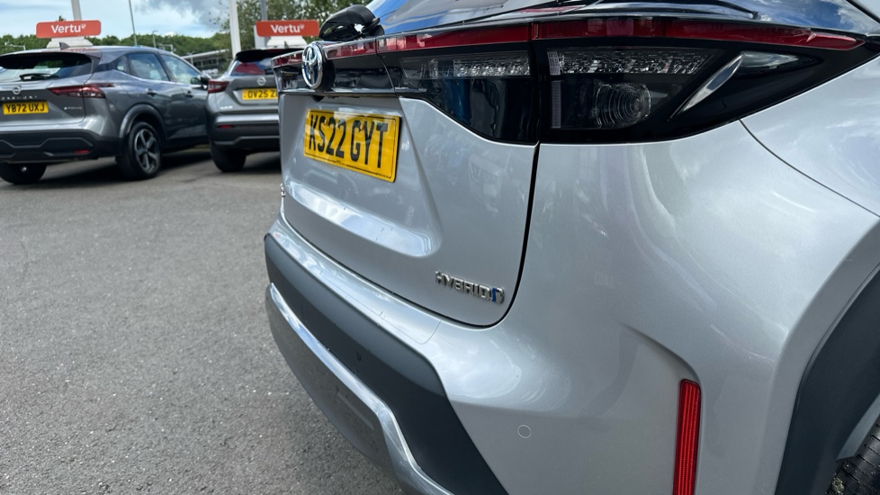 Toyota Yaris Cross 1.5 Hybrid Dynamic 5dr CVT Hybrid Estate - Image 46