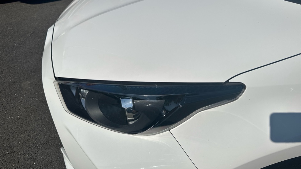 Toyota Yaris 1.5 Hybrid Icon 5dr CVT Hybrid Hatchback - Image 8