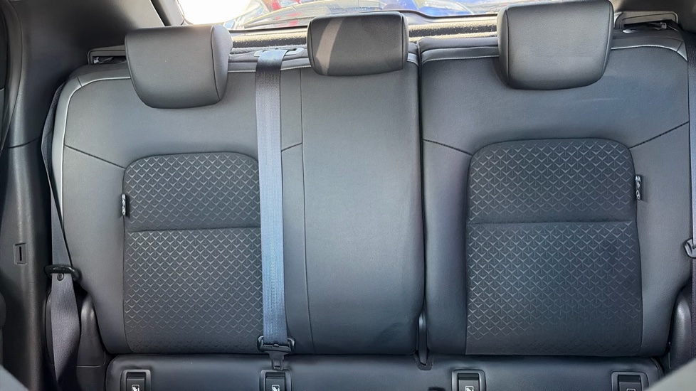 Nissan Juke 1.6 Hybrid N-Connecta 5dr Auto Hybrid Hatchback - Image 15