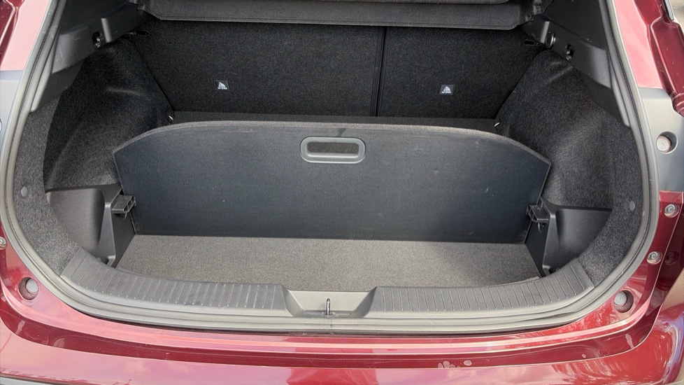 Nissan Qashqai 1.3 DiG-T MH Tekna 5dr Petrol Hatchback - Image 48