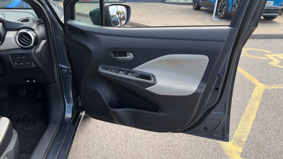Nissan Micra 1.0 IG-T 92 Tekna 5dr Petrol Hatchback - Image 23
