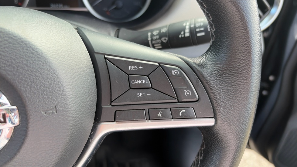 Nissan Micra 1.0 IG-T 92 Tekna 5dr Petrol Hatchback - Image 28
