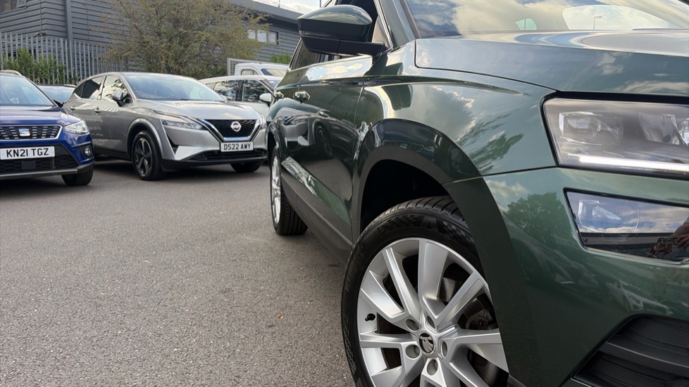Skoda Karoq 1.5 TSI SE L 5dr Petrol Estate - Image 8