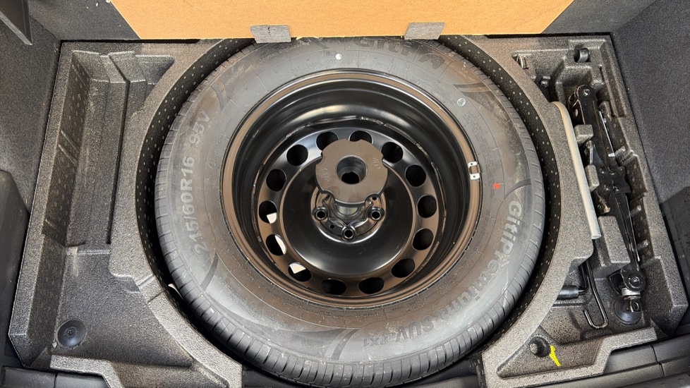 Skoda Karoq 1.5 TSI SE L 5dr Petrol Estate - Image 28