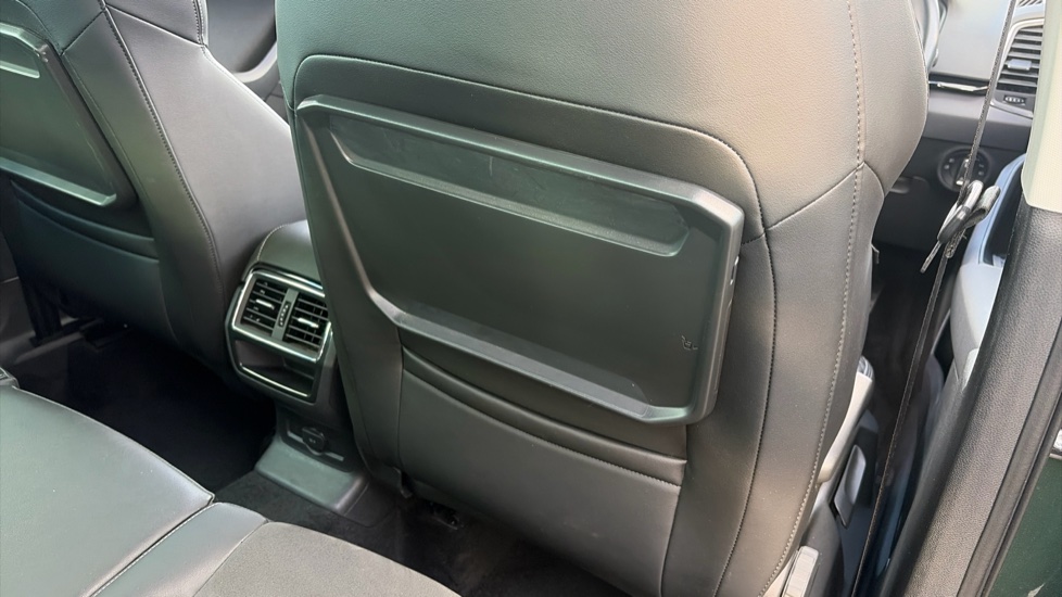 Skoda Karoq 1.5 TSI SE L 5dr Petrol Estate - Image 31