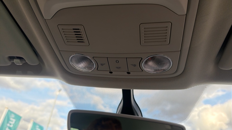 Skoda Karoq 1.5 TSI SE L 5dr Petrol Estate - Image 44