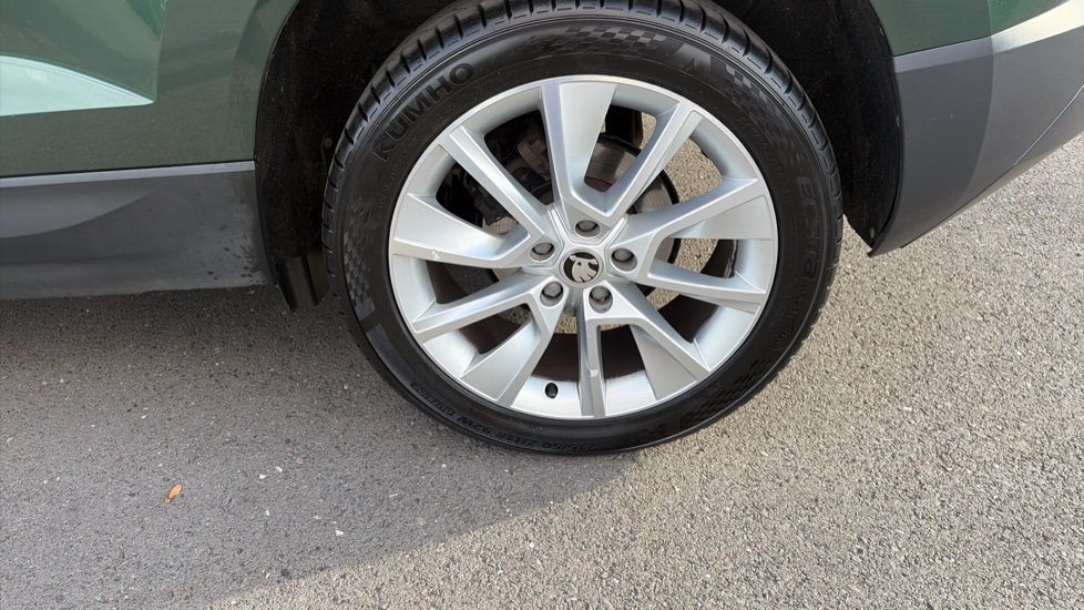 Skoda Karoq 1.5 TSI SE L 5dr Petrol Estate - Image 57