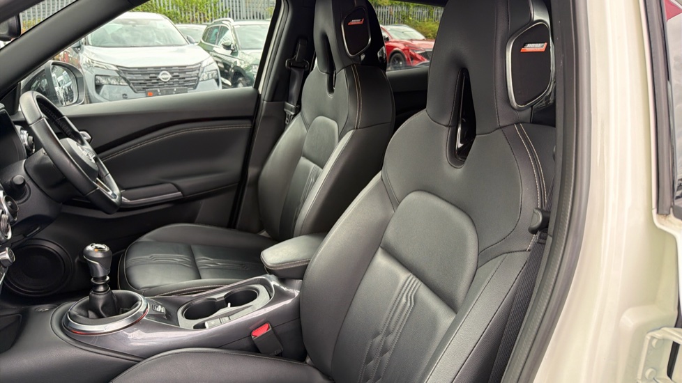 Nissan Juke 1.0 DiG-T 114 Tekna 5dr Petrol Hatchback - Image 23