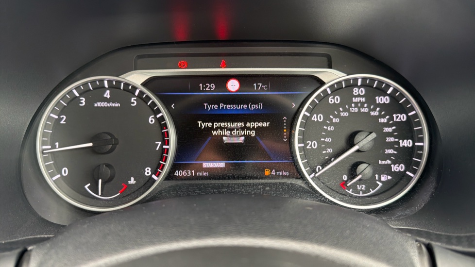 Nissan Juke 1.0 DiG-T 114 Tekna 5dr Petrol Hatchback - Image 24