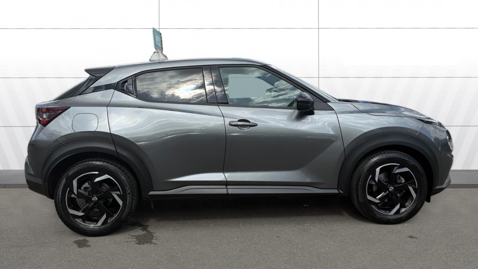Nissan Juke 1.0 DiG-T 114 N-Connecta 5dr Petrol Hatchback - Image 5