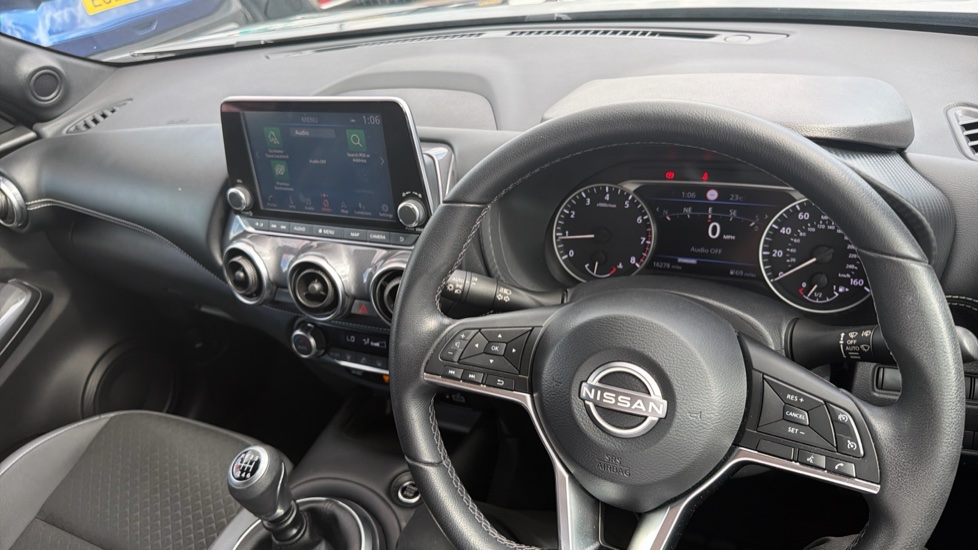 Nissan Juke 1.0 DiG-T 114 N-Connecta 5dr Petrol Hatchback - Image 11
