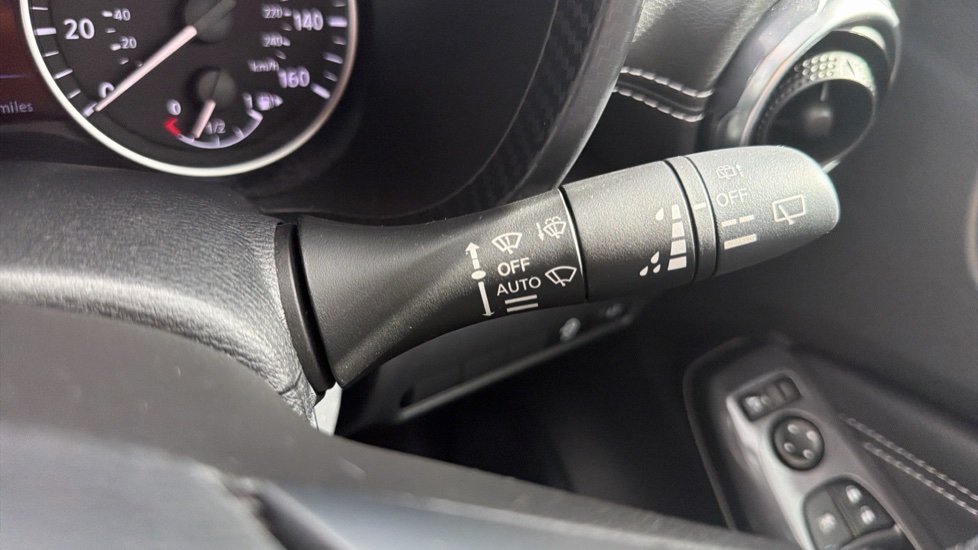 Nissan Juke 1.0 DiG-T 114 N-Connecta 5dr Petrol Hatchback - Image 24