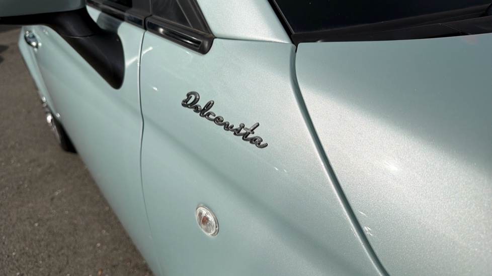 Fiat 500 1.0 Mild Hybrid Dolcevita Plus 3dr Petrol Hatchback - Image 8