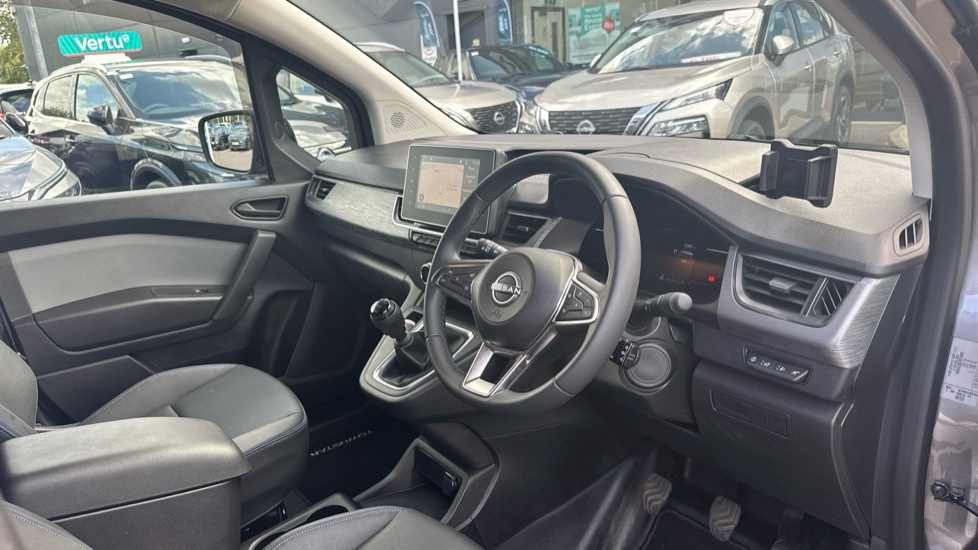 Nissan Townstar L2 Petrol 1.3 Tekna Van [Safety] - Image 11