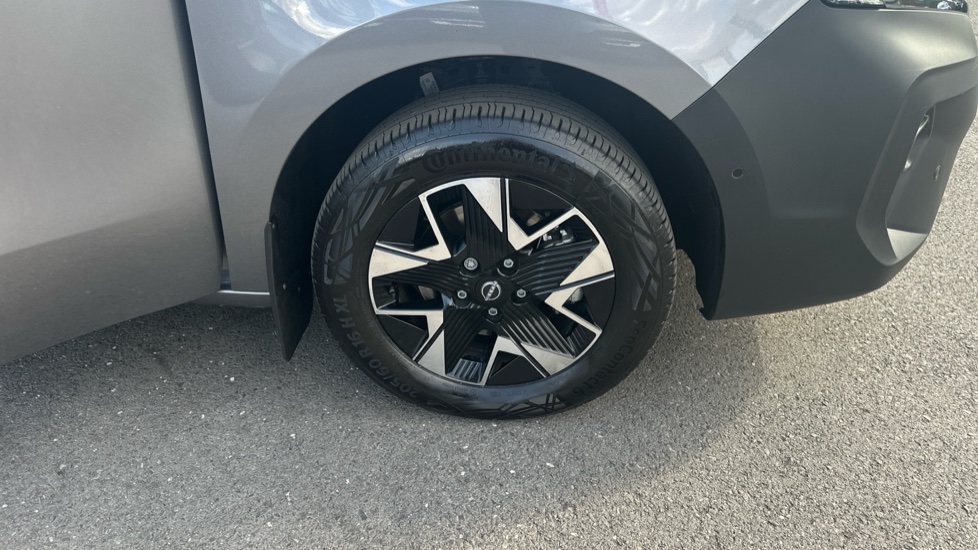 Nissan Townstar L2 Petrol 1.3 Tekna Van [Safety] - Image 60