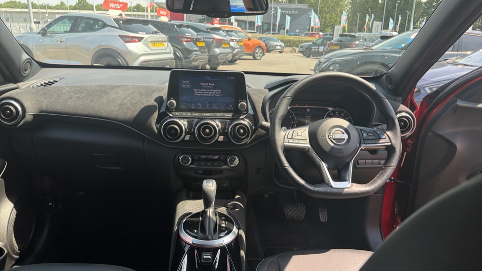Nissan Juke 1.0 DiG-T 114 Tekna+ 5dr DCT Petrol Hatchback - Image 10