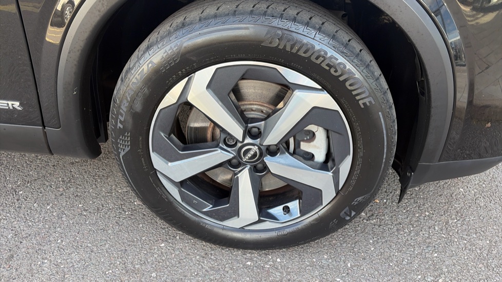 Nissan Qashqai 1.5 E-Power Acenta Premium 5dr Auto Hybrid Hatchback - Image 21