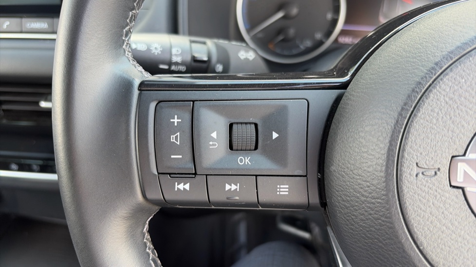 Nissan Qashqai 1.5 E-Power Acenta Premium 5dr Auto Hybrid Hatchback - Image 28