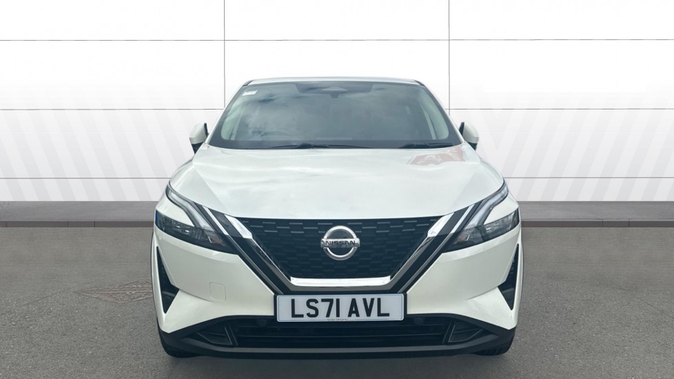 Nissan Qashqai 1.3 DiG-T MH 158 Acenta Premium 5dr Xtronic Petrol Hatchback - Image 3