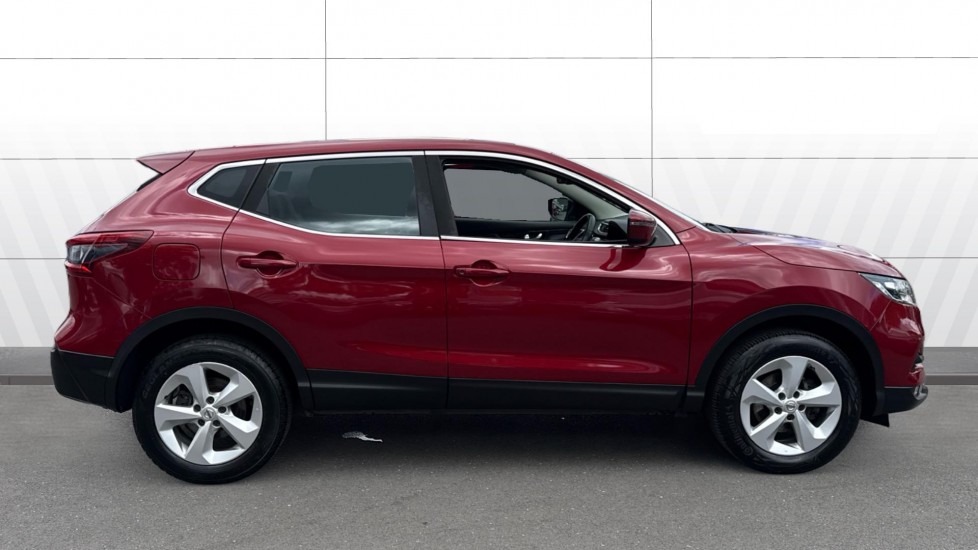 Nissan Qashqai 1.2 DiG-T Acenta 5dr Petrol Hatchback - Image 5
