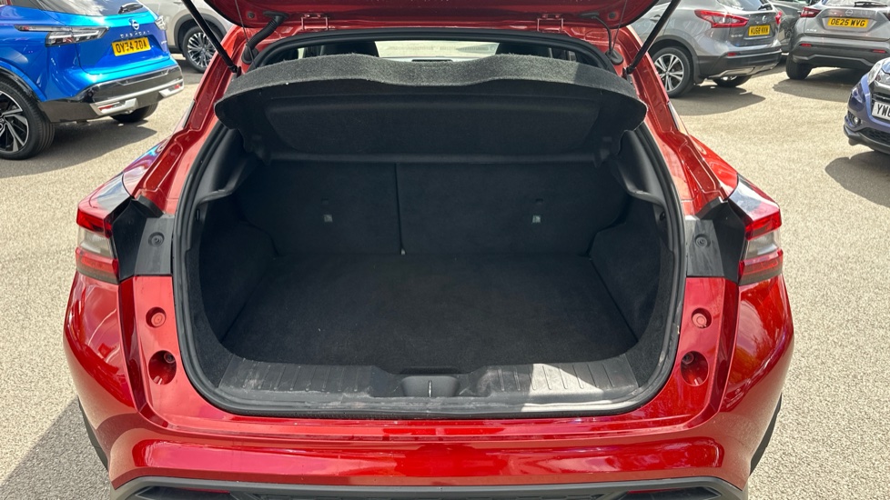 Nissan Juke 1.6 Hybrid N-Connecta 5dr Auto Hybrid Hatchback - Image 4
