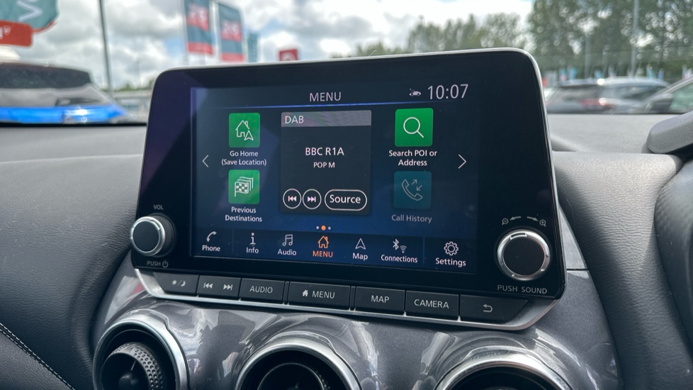 Nissan Juke 1.6 Hybrid N-Connecta 5dr Auto Hybrid Hatchback - Image 12