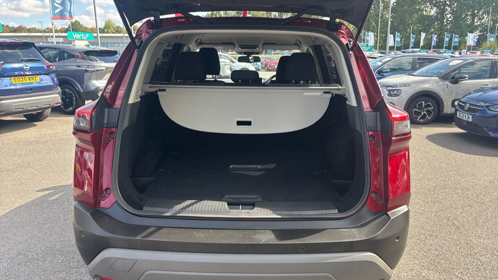 Nissan X-Trail 1.5 E-Power E-4orce 213 N-Connecta 5dr Auto Hybrid Station Wagon - Image 4