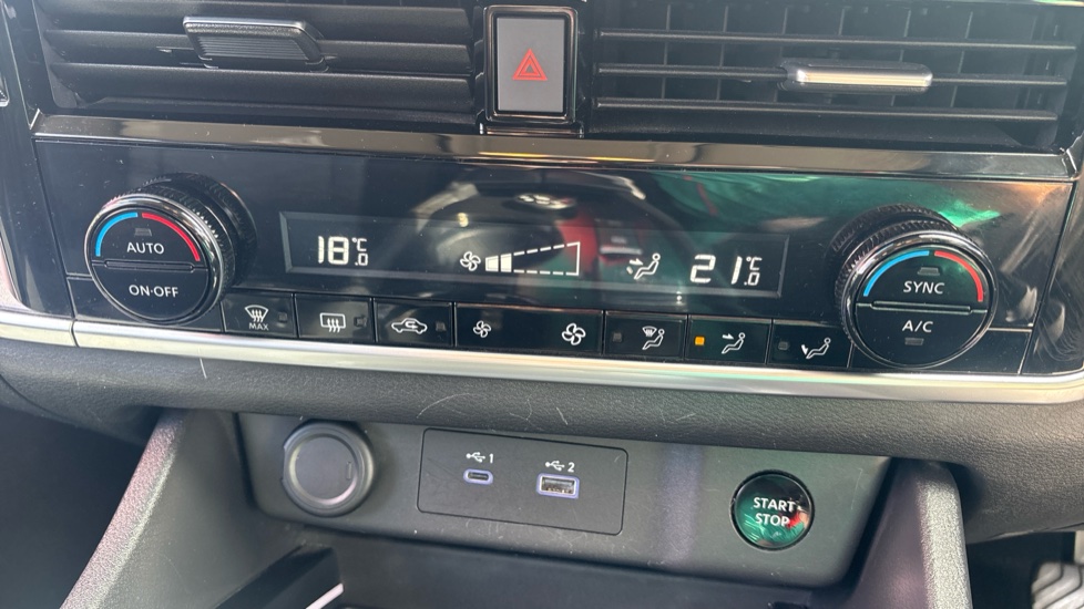 Nissan X-Trail 1.5 E-Power E-4orce 213 N-Connecta 5dr Auto Hybrid Station Wagon - Image 28