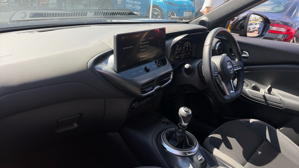 Nissan Juke 1.0 DiG-T N-Connecta 5dr Petrol Hatchback - Image 9