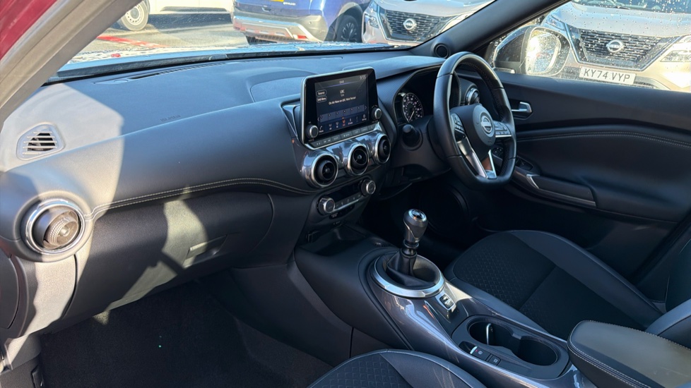 Nissan Juke 1.0 DiG-T 114 N-Connecta 5dr Petrol Hatchback - Image 9