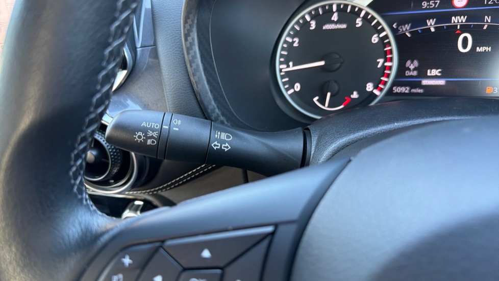 Nissan Juke 1.0 DiG-T 114 N-Connecta 5dr Petrol Hatchback - Image 30